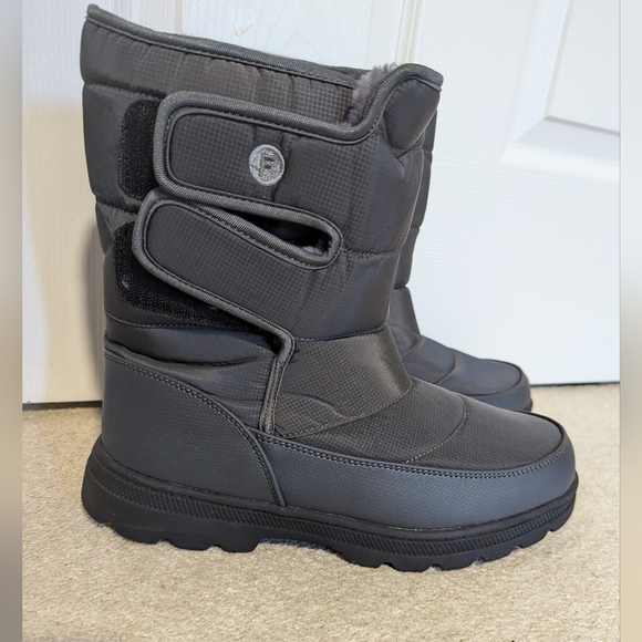 Men's winter boot brand new size 43 or us size 10 - Picture 1 of 10